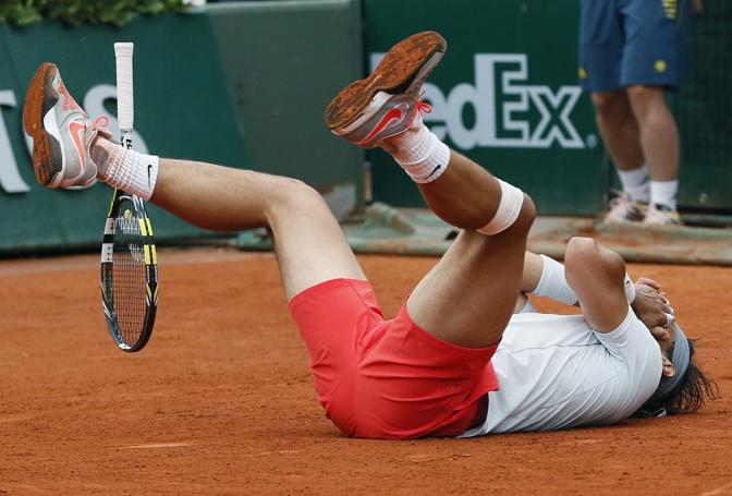 E' finita: 6-2 6-3 6-2. Rafa Nadal  nella storia con otto successi al Roland Garros. Afp